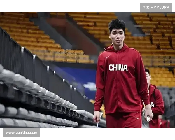 余嘉豪受海外俱乐部青睐,开启国际篮球新篇章(余嘉豪篮球运动员) 余嘉豪受海外俱乐部青睐,开启国际篮球新篇章(余嘉豪篮球运动员)